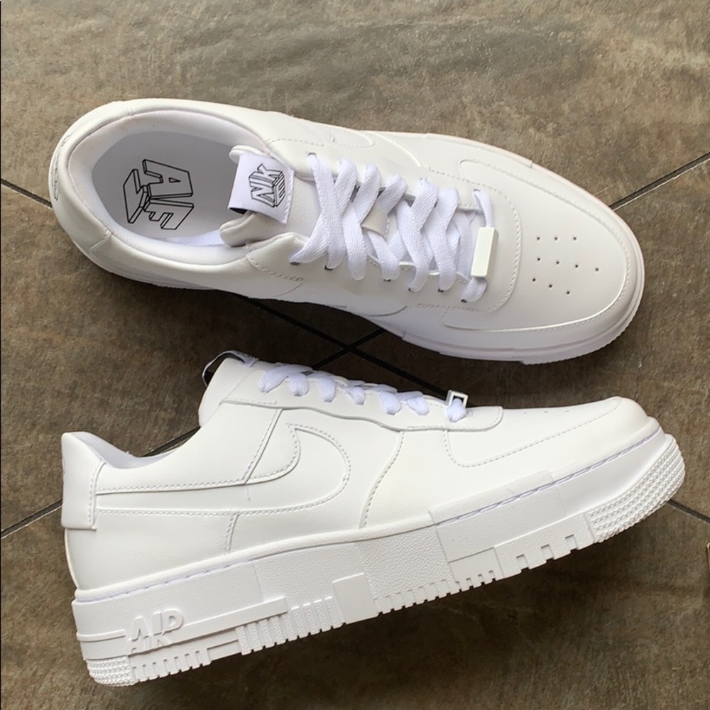 NIKE W AF1 PIXEL WHITE/WHITE-BLACK-SAIL - Picture 15 of 16